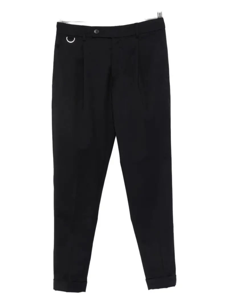 Pantaloni blu D-ring con pieghe