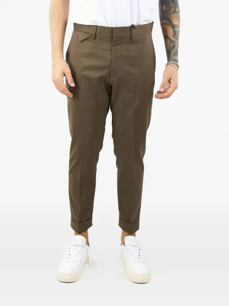 Pantaloni con Risvolto e Pieghe Cammello