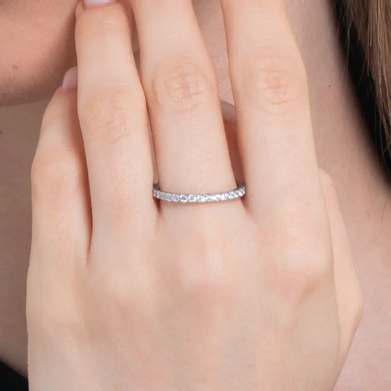 ANELLO DONNA IN ACCIAIO CON CRISTALLI BIANCHI miniatura 2