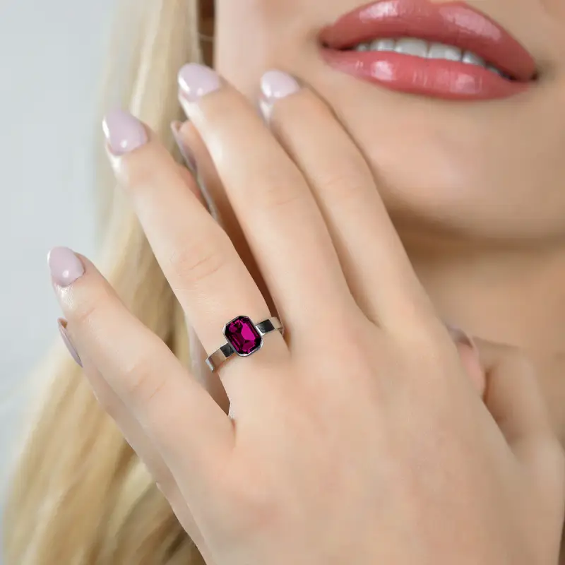ANELLO DONNA IN ACCIAIO CON CRISTALLI FUCSIA miniatura 2