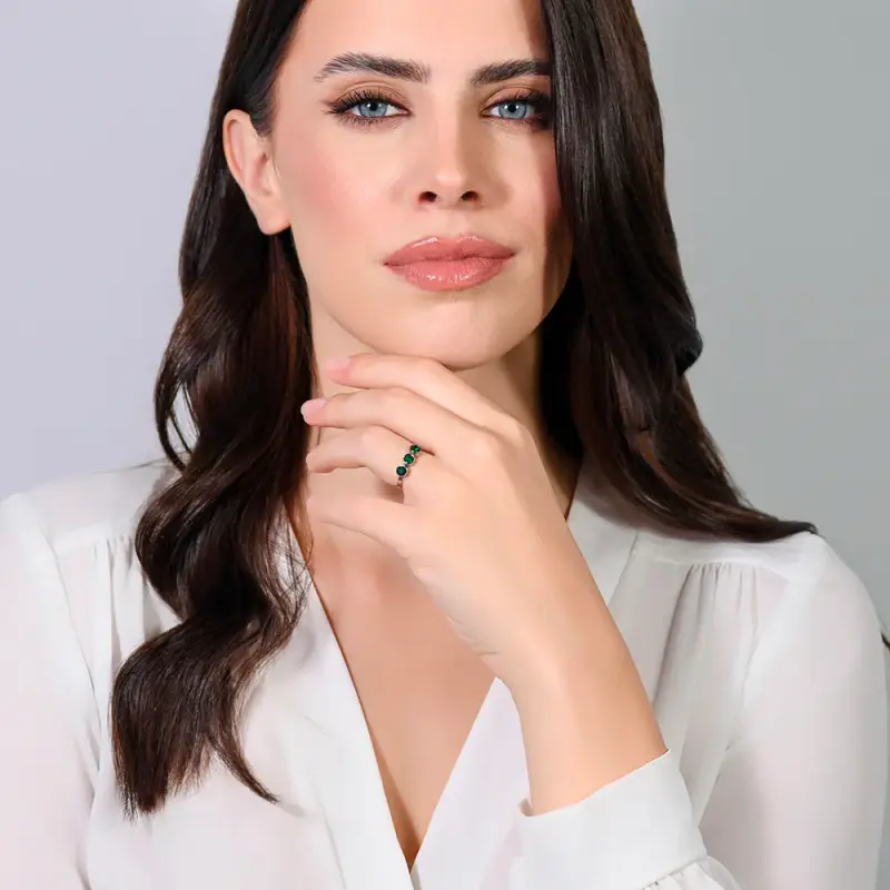 ANELLO DONNA IN ACCIAIO CON CRISTALLI VERDI miniatura 3