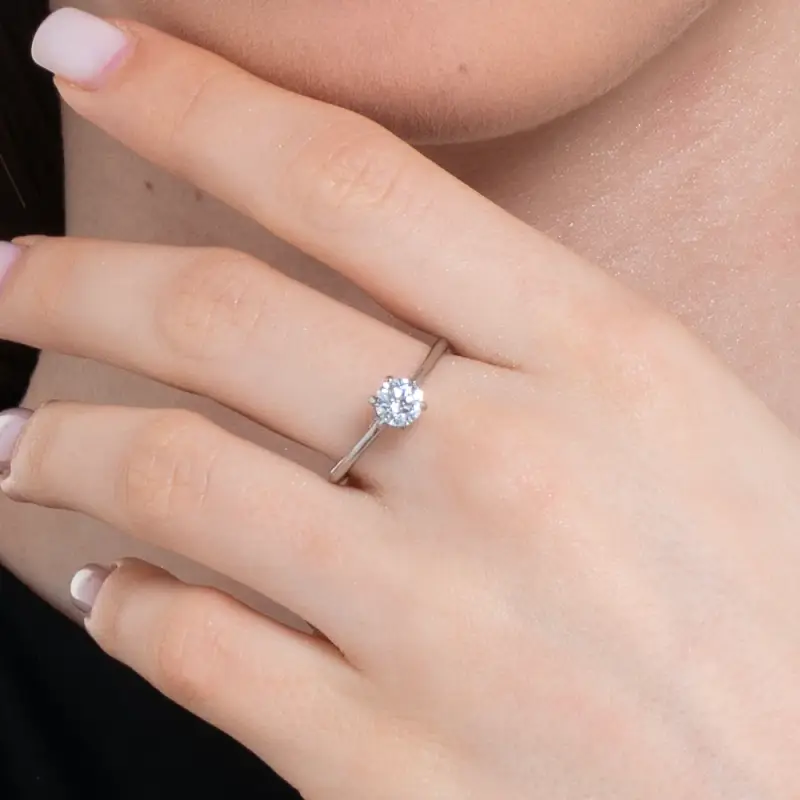 ANELLO DONNA IN ACCIAIO CON CRISTALLO BIANCO miniatura 2