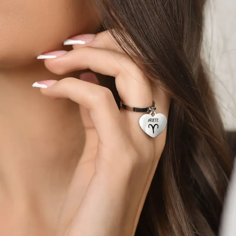 ANELLO DONNA IN ACCIAIO SEGNO ZODIACALE ARIETE CON CUORE miniatura 2