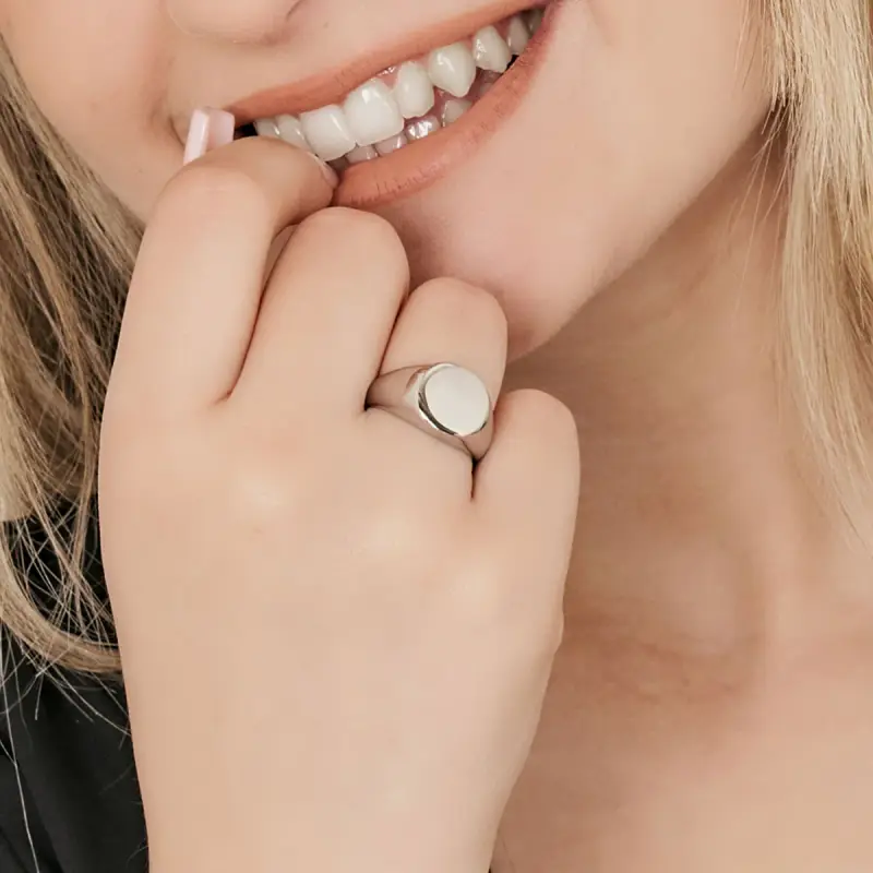 ANELLO DONNA SIGILLO IN ACCIAIO, Argento / miniatura 2