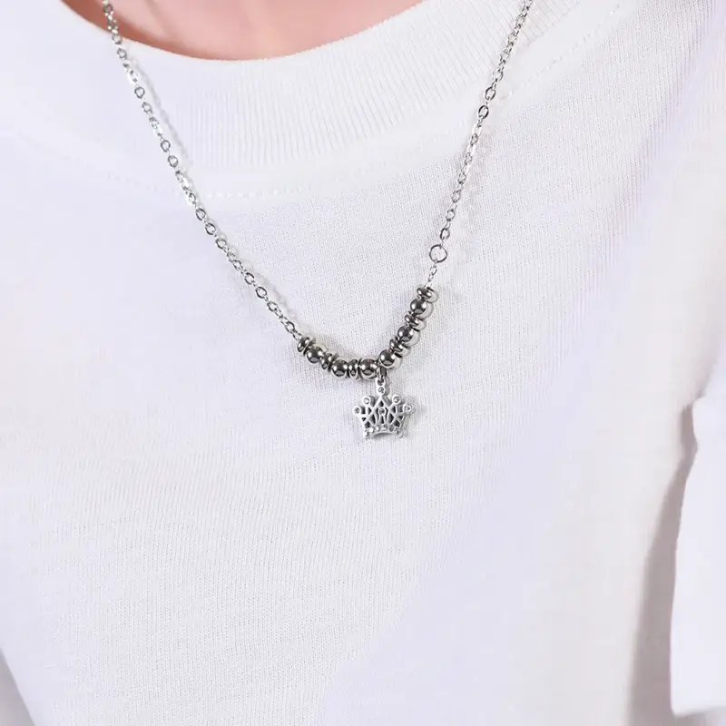 COLLANA BAMBINA IN ACCIAIO CON CORONA CON CRISTALLI BIANCHI miniatura 2