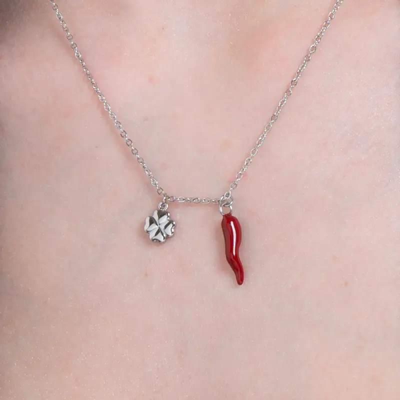 COLLANA DONNA IN ACCIAIO CON CORNO ROSSO E QUADRIFOGLIO miniatura 2
