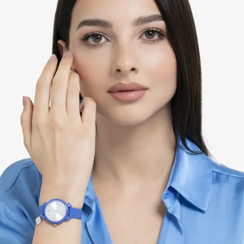OROLOGIO DONNA BLU CON CHARM QUADRIFOGLIO miniatura 3