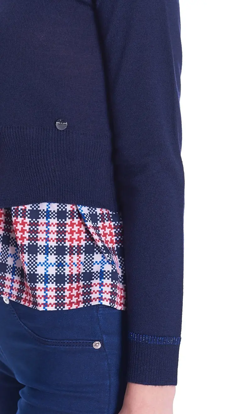 Maglia luckylu collo cratere con inserto camicia, colore blu miniatura 2