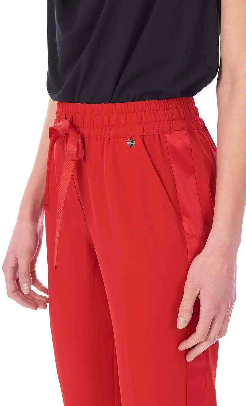 Pantalone luckylu jogger con banda in raso, colore rosso miniatura 2