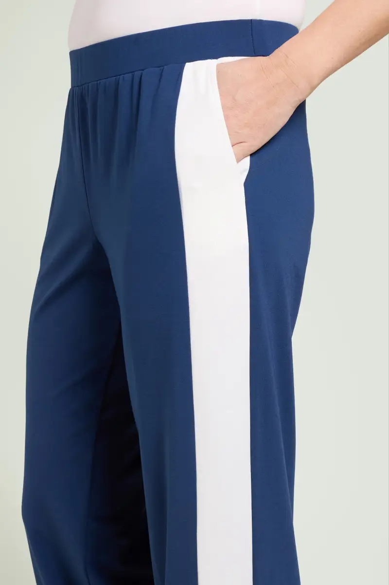 PANTALONI PULL-ON AMPI CON BANDE LATERALI Donna miniatura 2