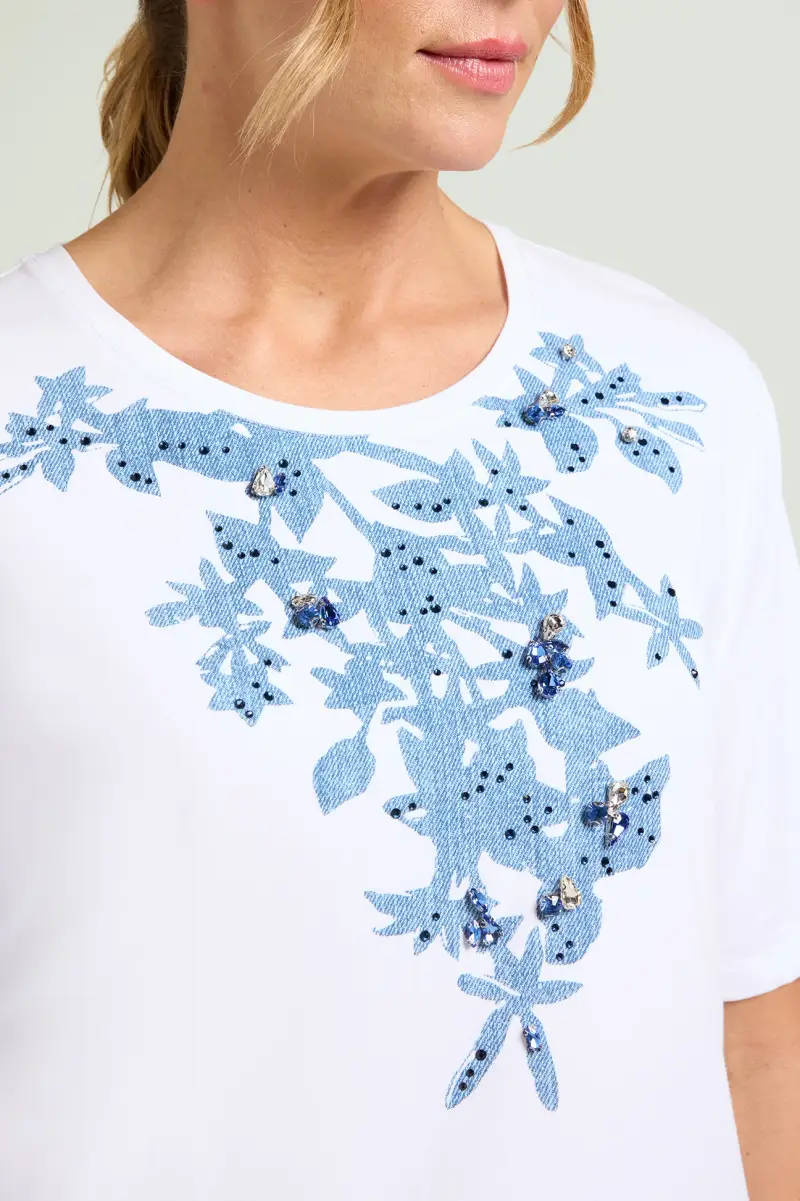 T-SHIRT STAMPATA CON CASTONI E STRASS Donna miniatura 3