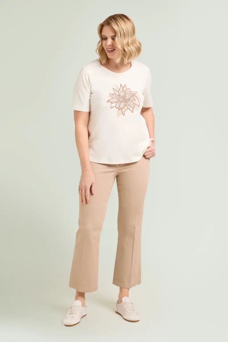 T-SHIRT STAMPATA E RICAMATA Donna miniatura 4