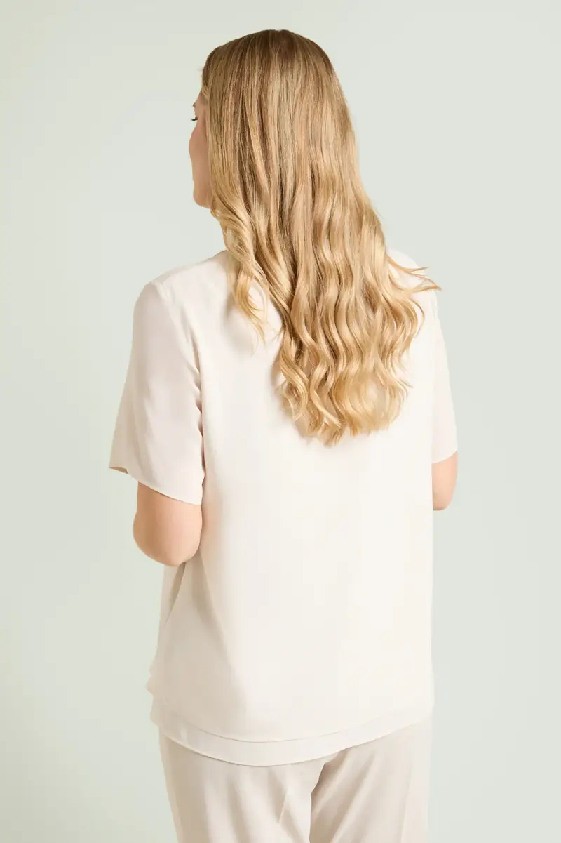 BLUSA CON VOLANT Donna miniatura 2