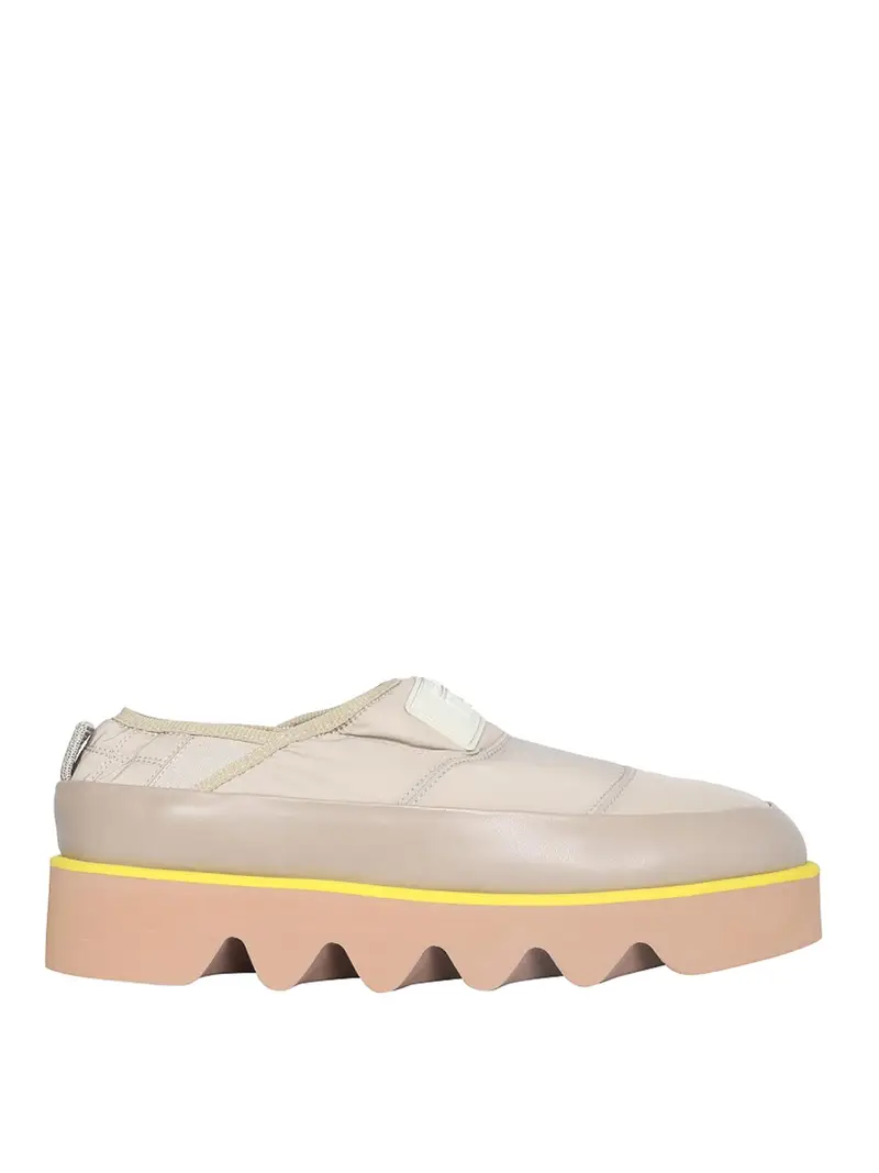 . Sneakers a sbuffo Beige