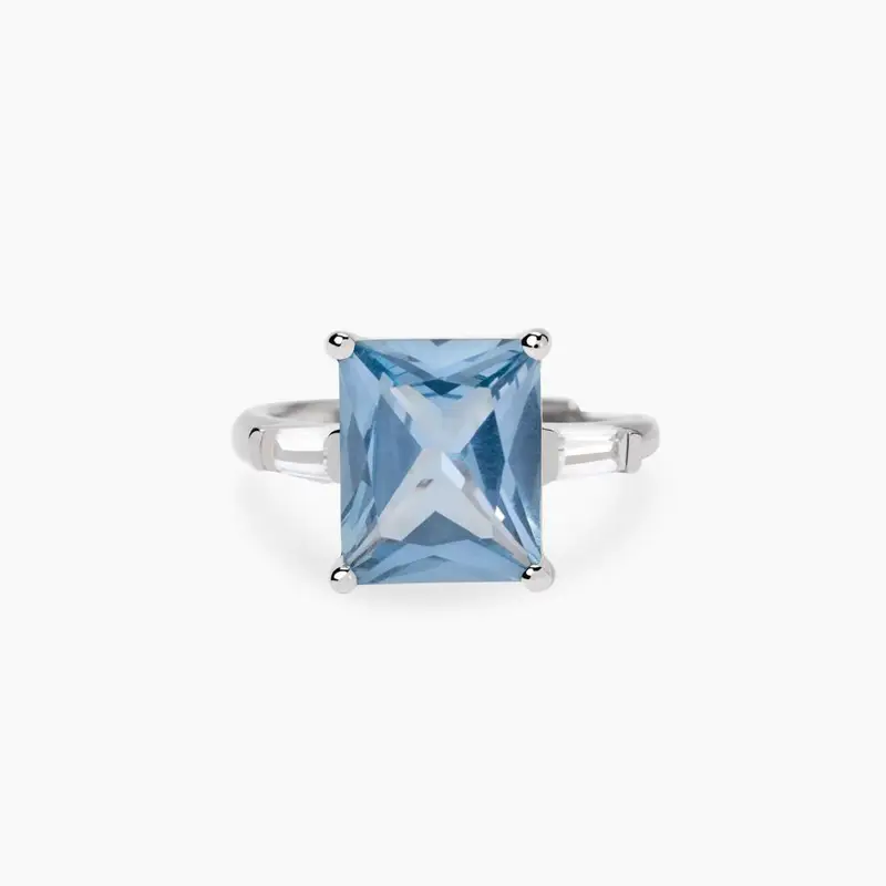 Anello Con Acquamarina Sintetica Battito