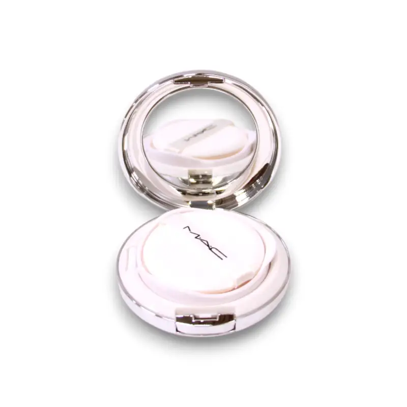 MAC Lightful C+ fondotinta compatto Extra Light Rose SPF 50 12 g