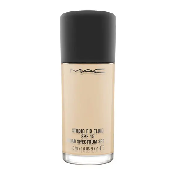 Fondotinta Studio Fix Fluid Spf 15 NC15 - Fondotinta