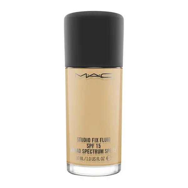Fondotinta Studio Fix Fluid Spf 15 NC30 - Fondotinta