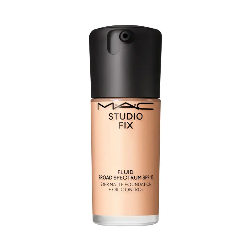 Fondotinta Studio Fix Fluid SPF15 N4 - Fondotinta