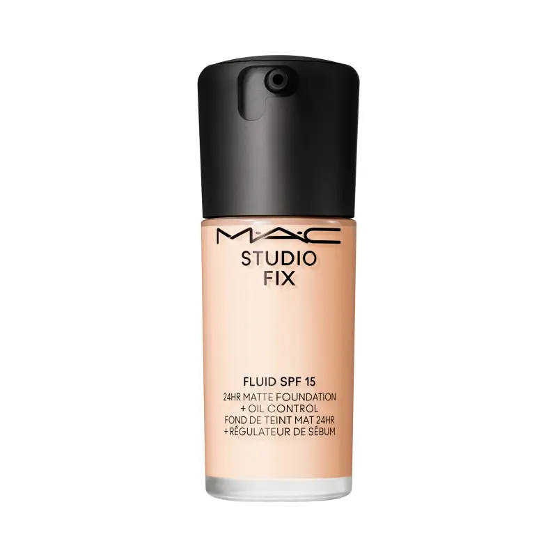 Fondotinta Studio Fix Fluid SPF15 NC5 - Fondotinta