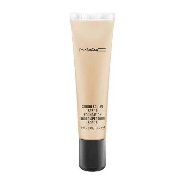 Fondotinta Studio Sculpt Spf 15 Foundation NC25 - Fondotinta