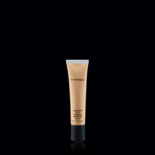 Fondotinta Studio Sculpt Spf 15 Foundation NC35 - Fondotinta