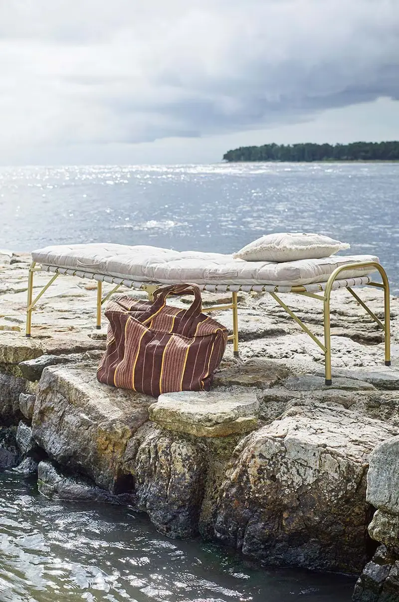 Madam Stoltz Lettino Pieghevole Multicolore in Materiale Liscio miniatura 3