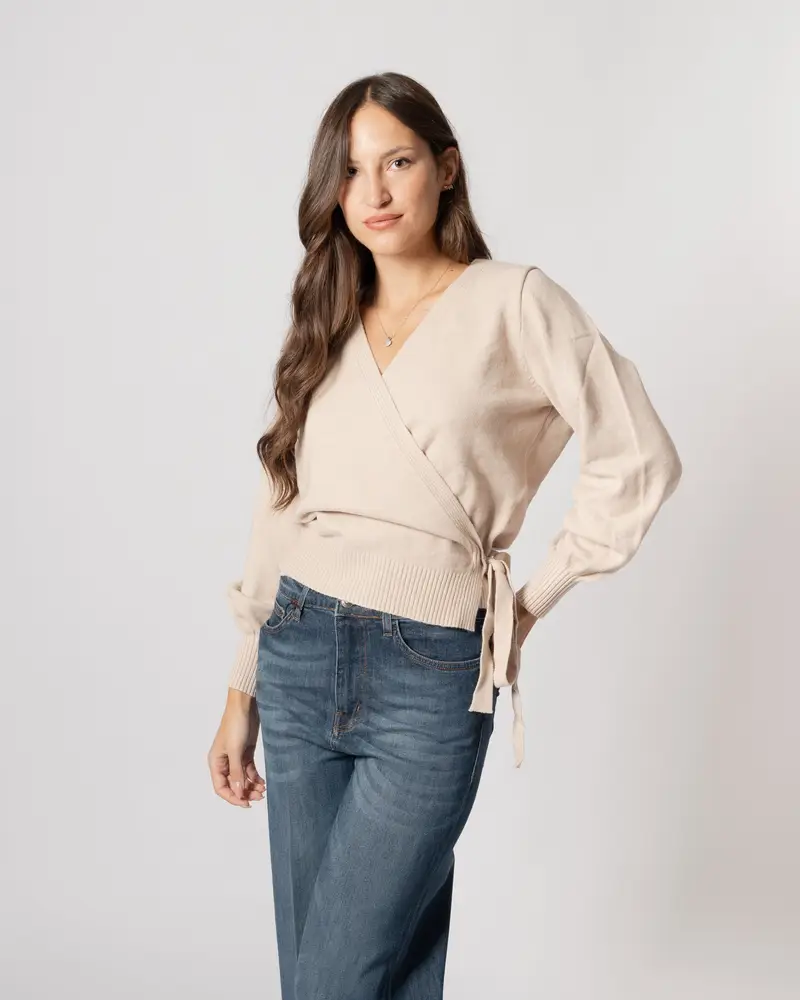 Maglia incrociata beige