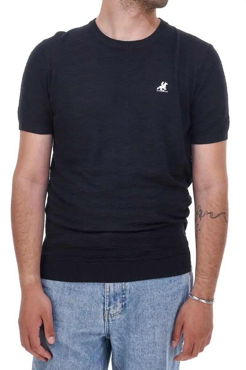 Maglia nera a maniche corte con lavorazione a rilievo U.S. GOLF CLUB S51224