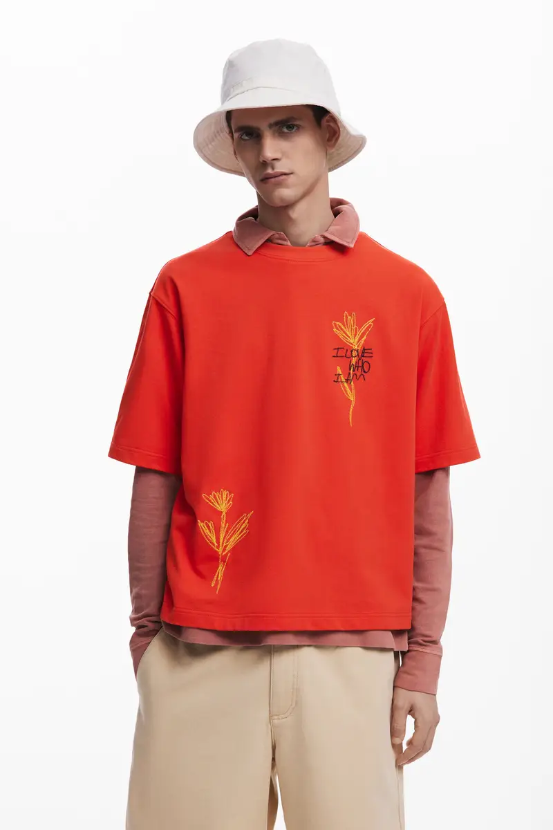 Maglietta a maniche corte con fiori