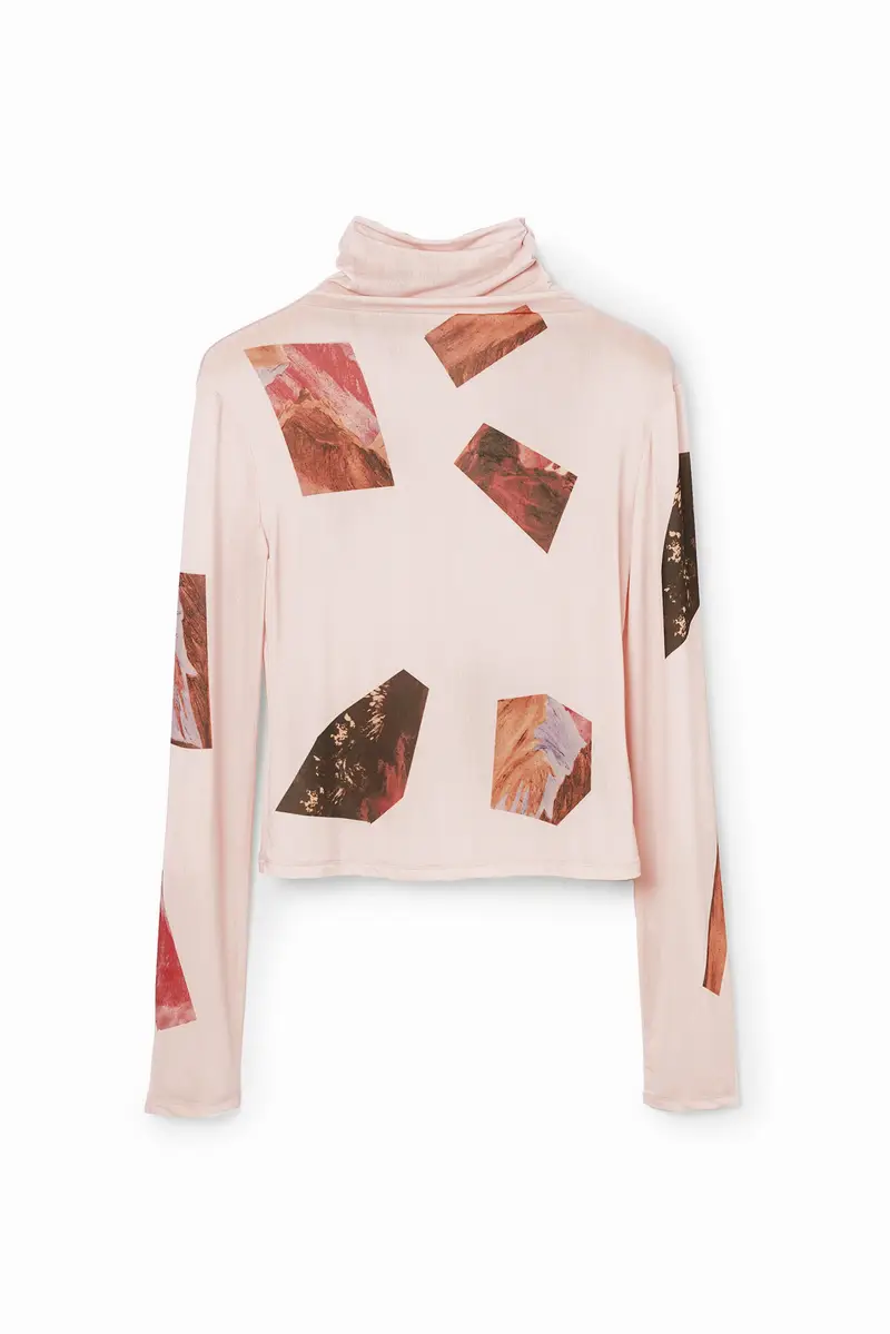 Maglietta slim collage collo alto