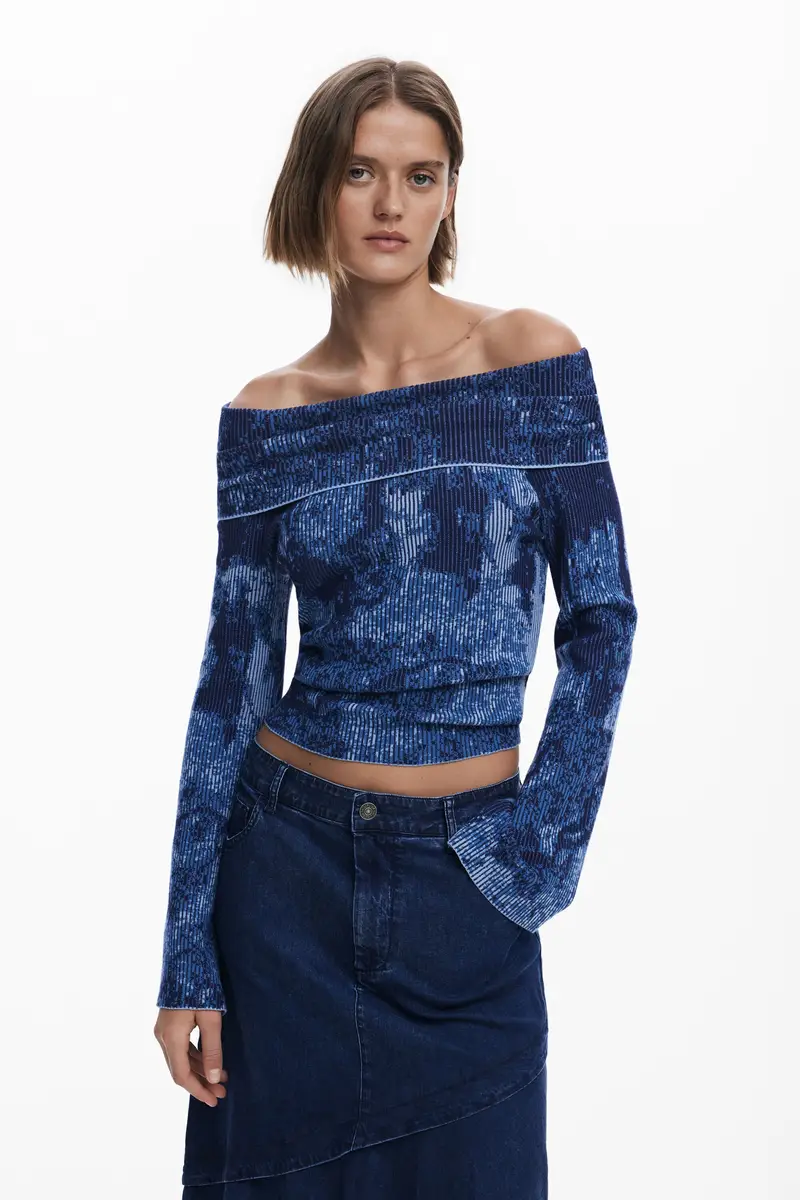 Maglione con scollo a barca