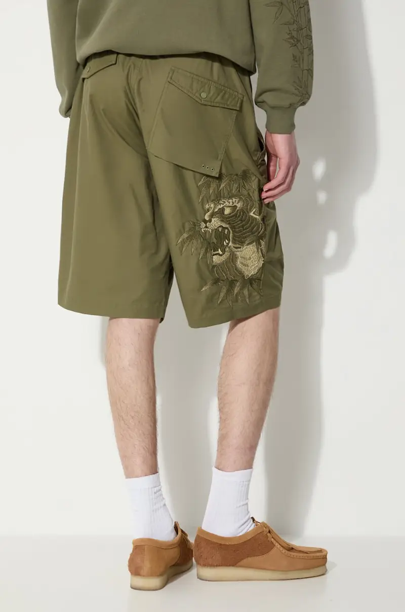 pantaloncini Maha Tiger Loose Snoshorts uomo colore verde 5099.OLIVE