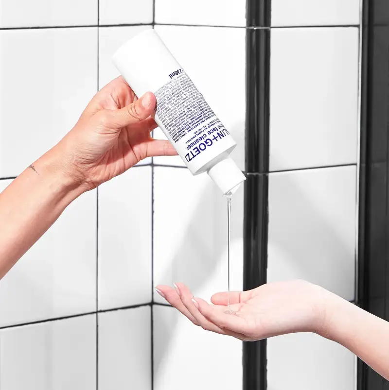 Face Grapefruit Face Cleanser - Gel detergente viso miniatura 5