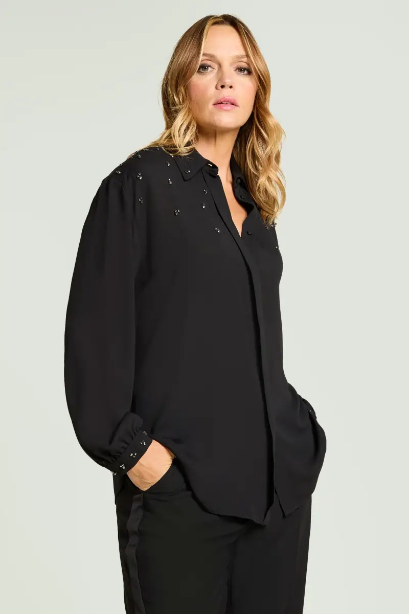 CAMICIA RICAMATA A MANO Donna