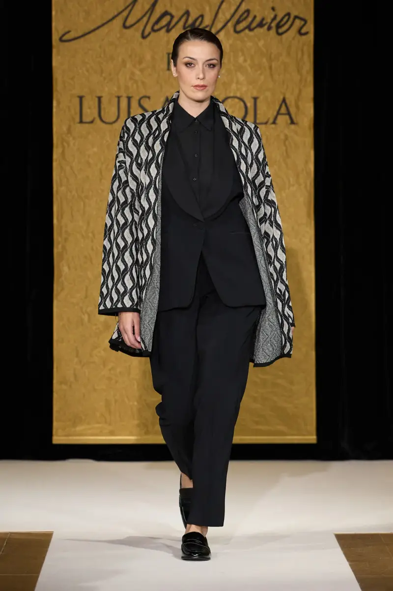 Mara Venier per Luisa Viola Cardigan Donna Viola 3149144