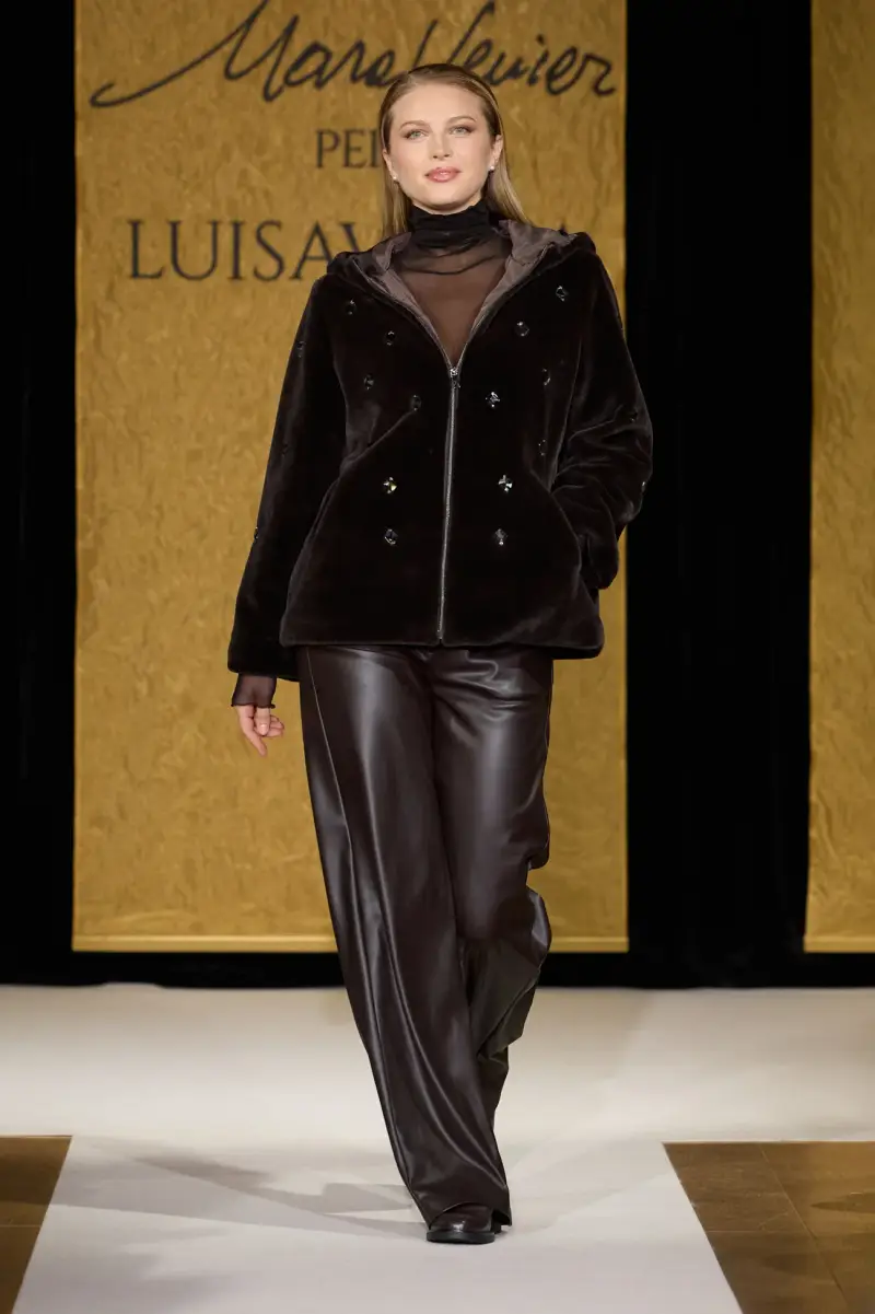 GIACCONE SOFT-TOUCH RICAMATO A MANO Donna