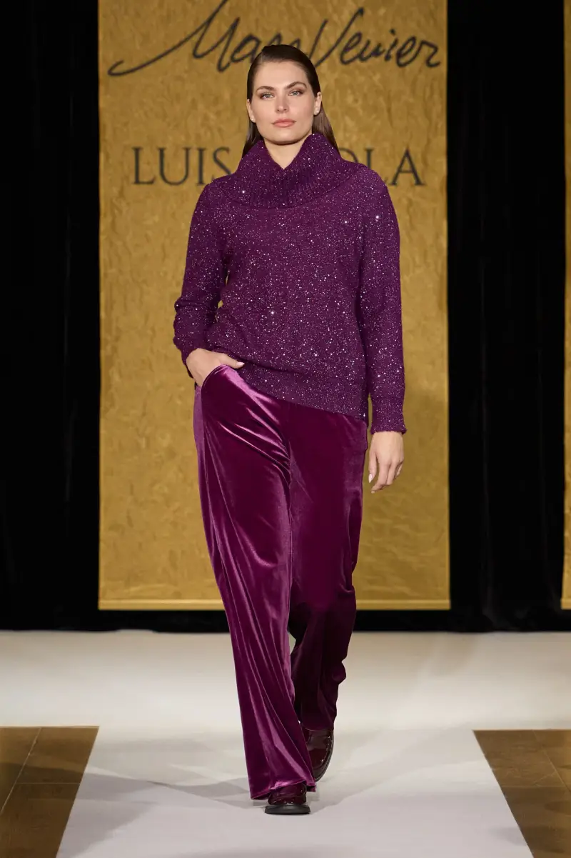 PANTALONI IN VELLUTO STRETCH Donna