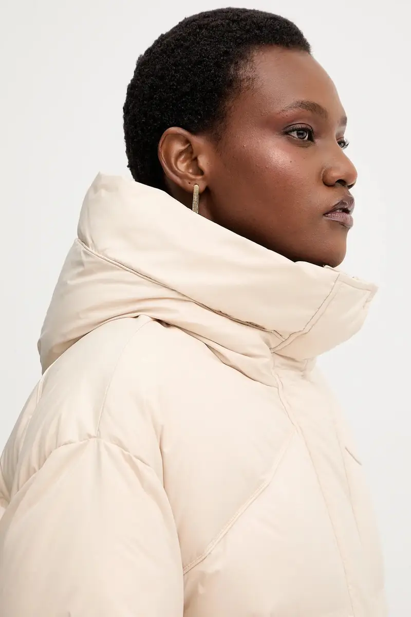 piumino colore beige 2523486025200 miniatura 4