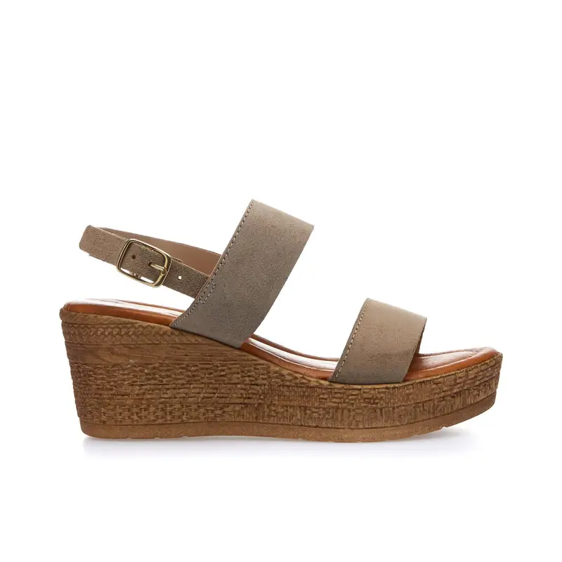 Sandali verdi in pelle con zeppa