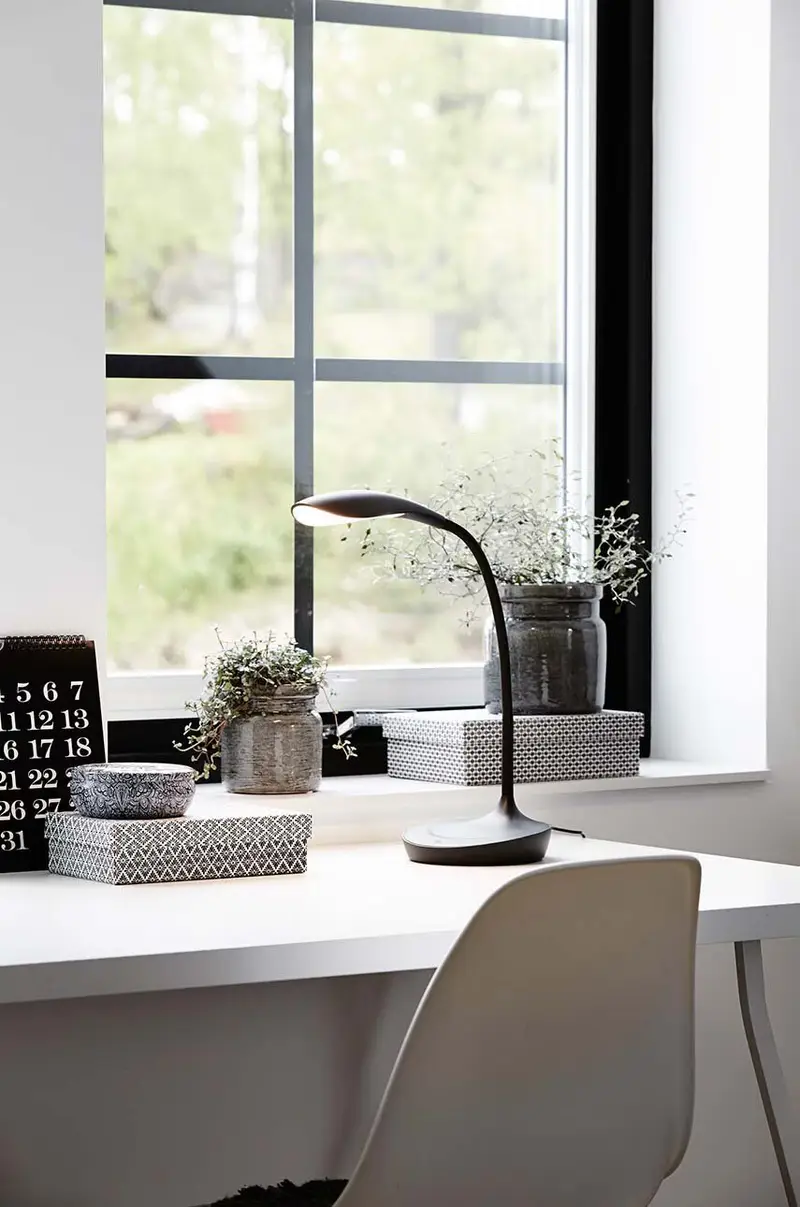 lampada da tavolo led Swan Nero miniatura 2