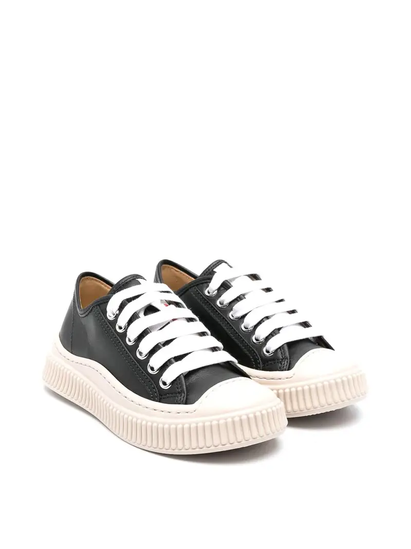 Sneakers In Pelle Nero
