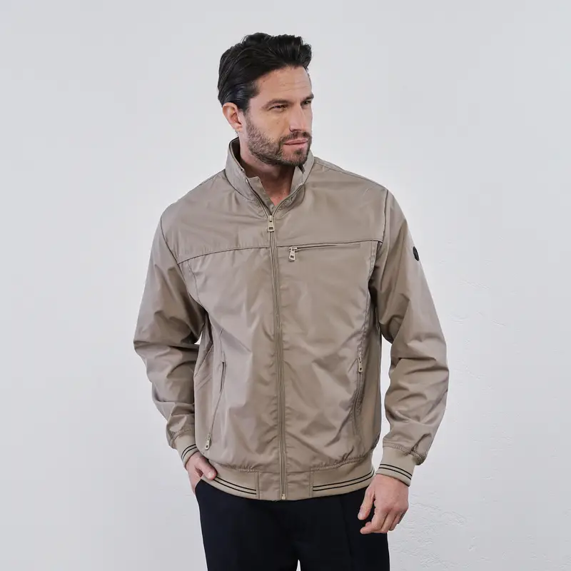 Giacca beige da uomo modello bomber