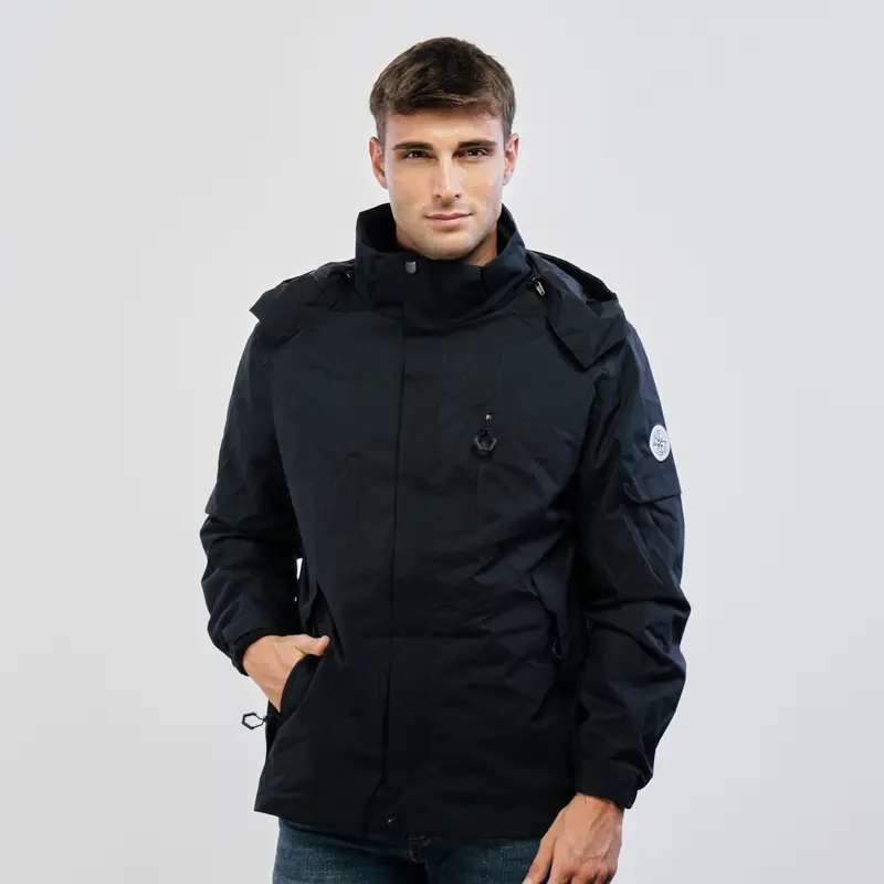 Giacca blu scuro multitasche e cappuccio