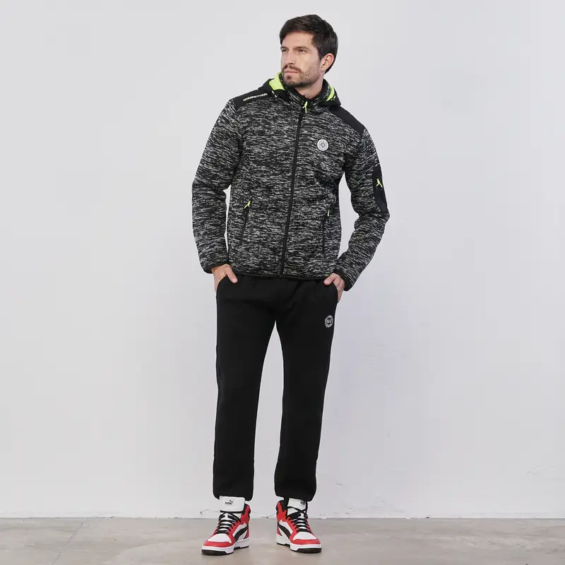 Pantaloni sportivi neri da uomo con logo e tasche