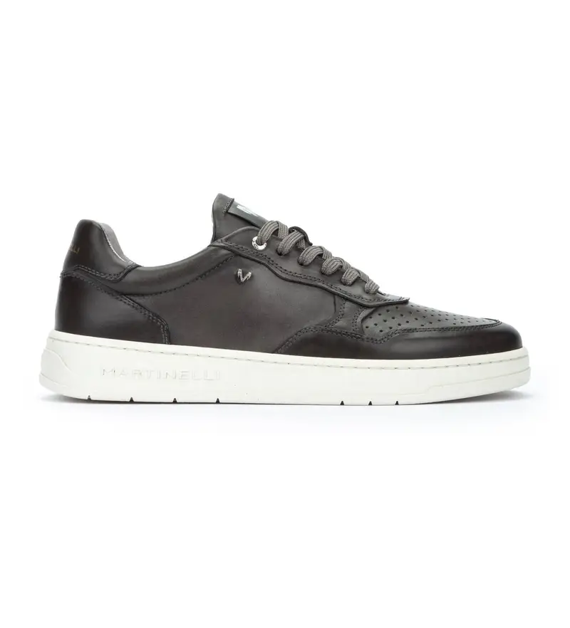 per uomo. 1660-2825L Sneakers in pelle grigia Newhaven (40), Basso, Stringhe, Casual, Grigio