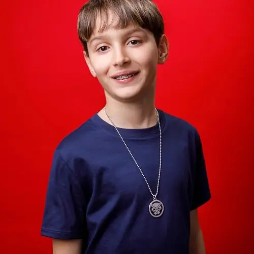 Marvel Collana in acciaio inox con ciondolo Spider-Man/Thanos/Avengers/Black Panther per bambini, lunghezza 56 cm miniatura 3