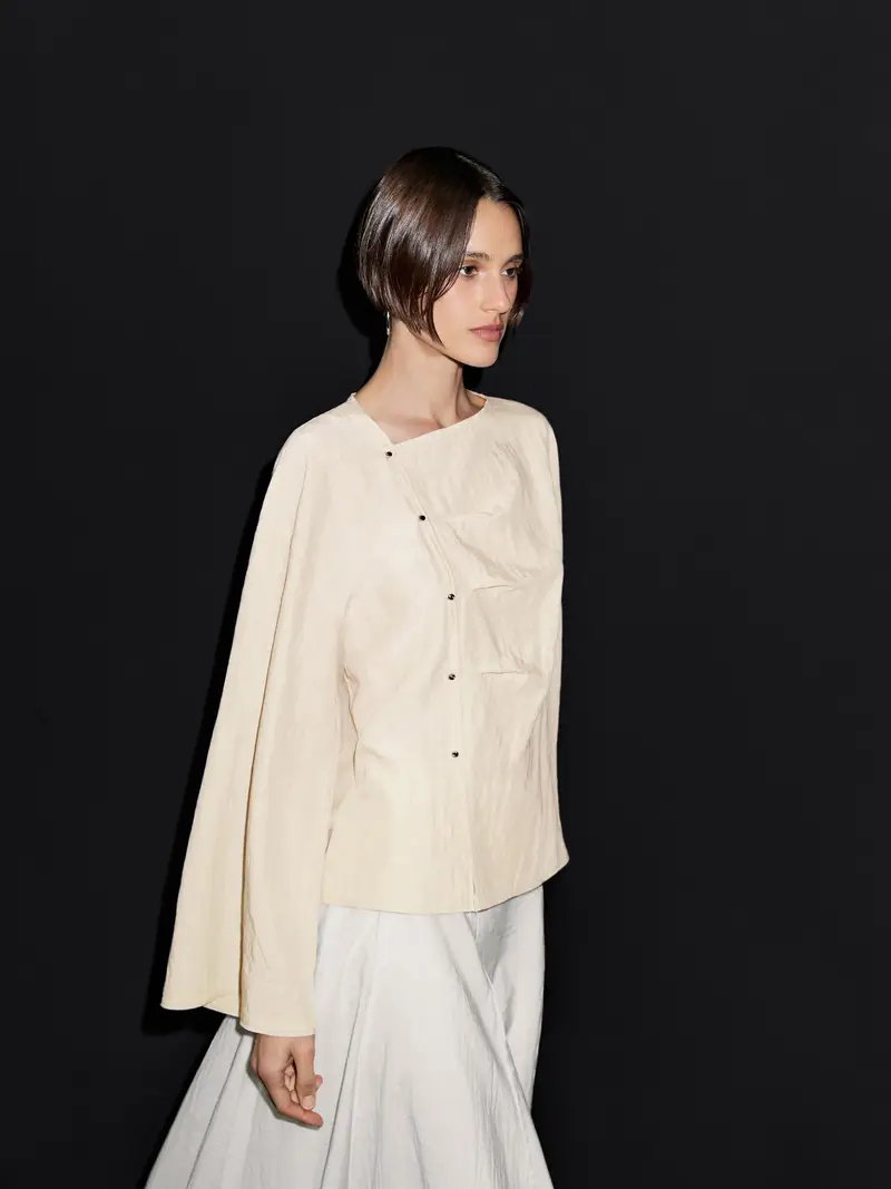 Camicetta A Maniche Lunghe Con Abbottonatura Laterale - Ecru - - Massimo Dutti - Femminile