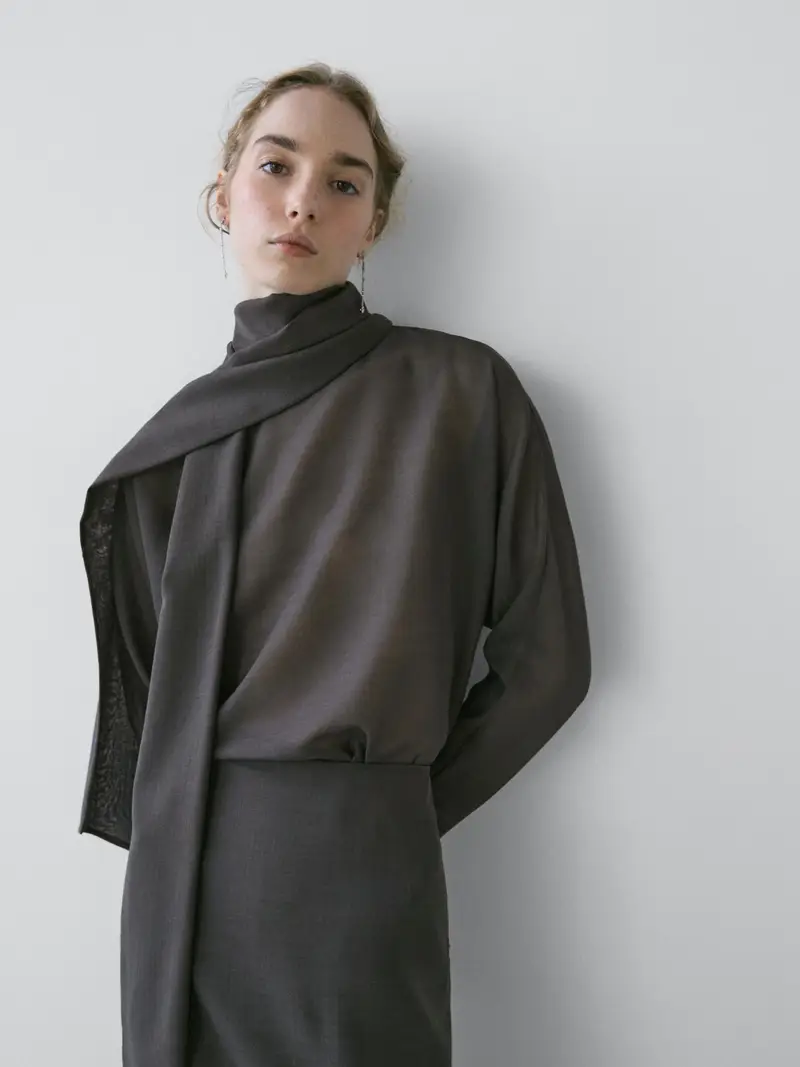 Camicetta Morbida Con Allacciatura - Studio - Grigio - - Massimo Dutti - Femminile