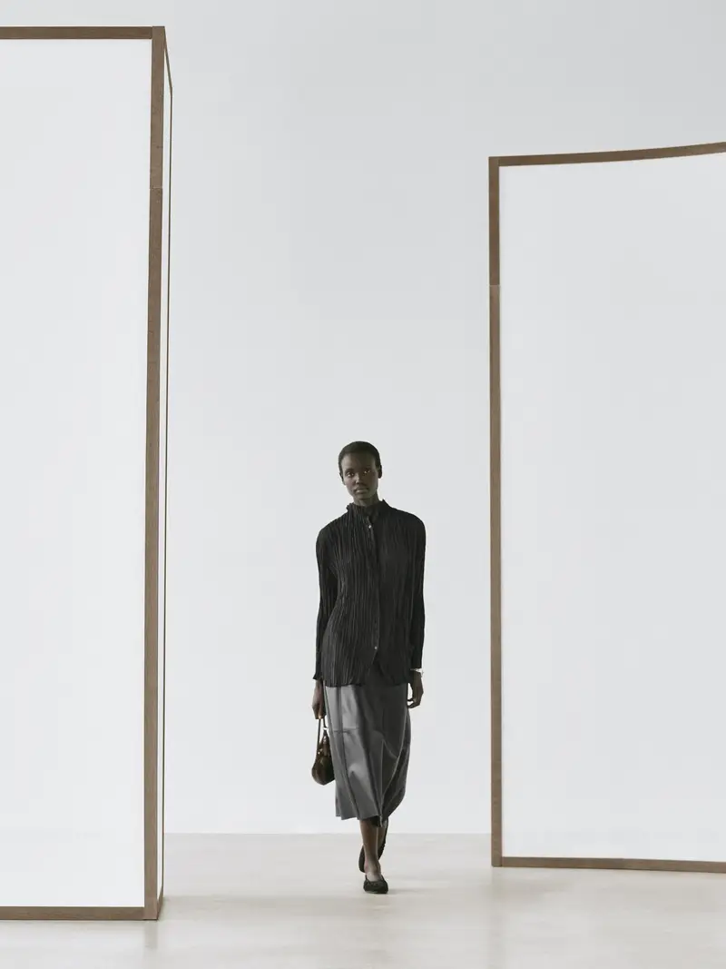 Camicia Morbida Con Dettaglio Plissettato - Nero - - Massimo Dutti - Femminile